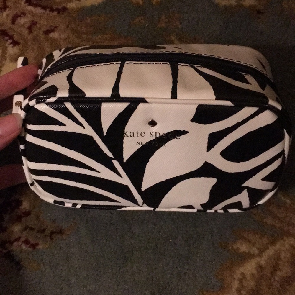 NWT Kate space cosmetic bag